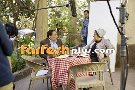 صور: عادل إمام يستأنف تصوير مسلسل (فلانتينو) بعد غياب صورة رقم 4