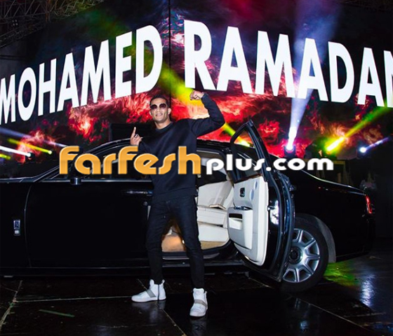 فيديو وصور أول حفل لمحمد رمضان: اقتحم المسرح بدراجة وغير ملابسه 8 مرات صورة رقم 1
