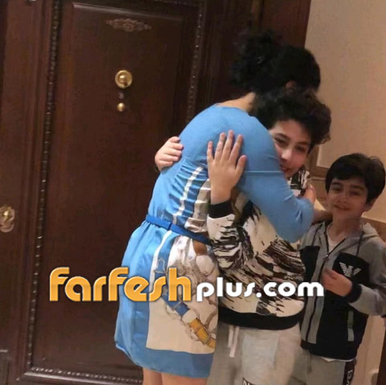 فيديو وصور مؤثرة: نادين الراسي تلتقي بطفليها بعد منعها من رؤيتهما  صورة رقم 1