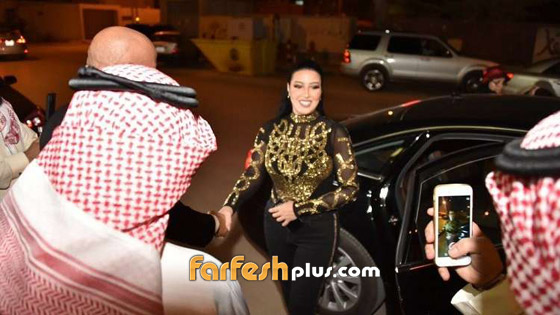 كيف هدّأت سمية الخشاب غضب السعوديين من تكريمها ومنحها ختم الرسول؟ صورة رقم 7