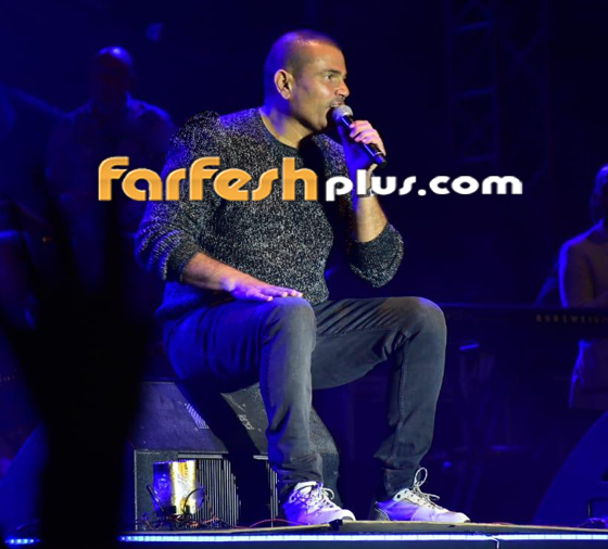 فيديو عمرو دياب يداعب أبو هشيمة ويعزف على البيانو ويغني (قال فاكرينك) صورة رقم 5