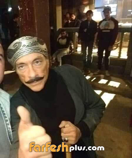 فان دام بالجلباب الصعيدي يشبه محمود المليجي وإعلان مع محمد رمضان صورة رقم 5