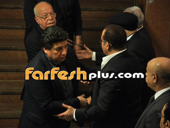 لماذا غضب الجمهور من هشام عباس وصور عزاء والدته! صورة رقم 8