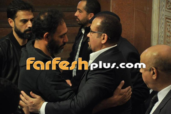 لماذا غضب الجمهور من هشام عباس وصور عزاء والدته! صورة رقم 14