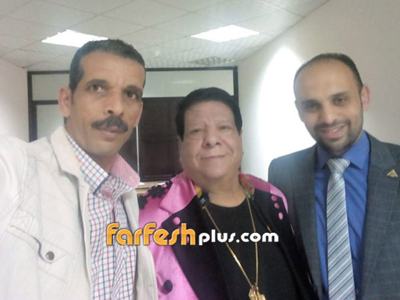  سخرية من شعبان عبد الرحيم بعد تكريمه من كلية الطب في جامعة مصرية صورة رقم 3