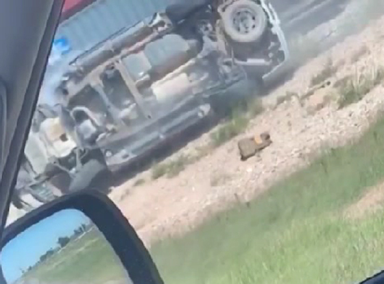 فيديو صادم: قطار يسحق سيارة شرطة تجاوزت الإشارة الحمراء صورة رقم 7