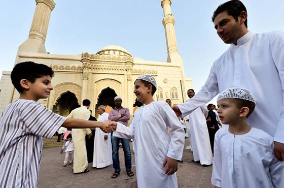 فرحة وعادات وطقوس متنوعة ومختلفة في احتفالات عيد الفطر حول العالم صورة رقم 3
