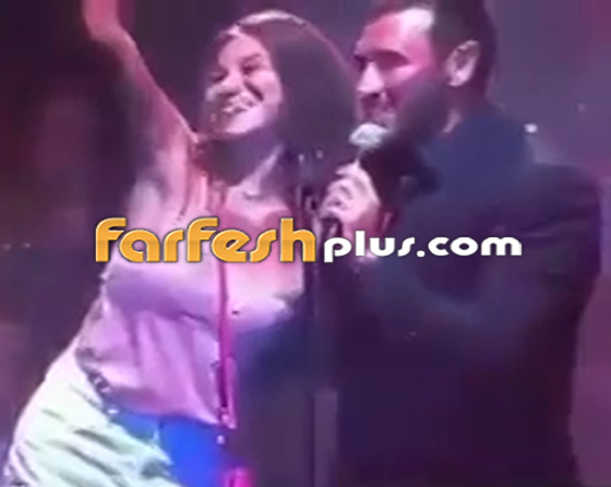  بالفيدير معجبة تقتحم مسرح كاظم الساهر.. ماذا فعل معها؟ صورة رقم 6