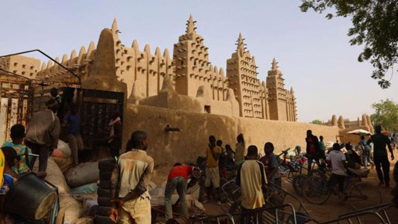 حكاية المسجد الذي يعاد بناؤه سنويا صورة رقم 1