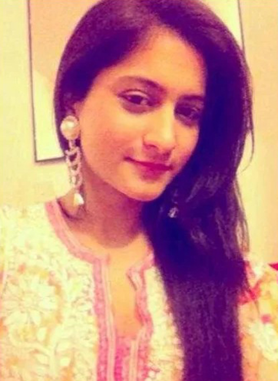 فنانة هندية تلقي بنفسها من شرفة شقتها! صورة رقم 6