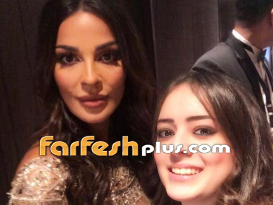 بالفيديو: تعثر نادين نجيم أثناء تكريمها كأفضل ممثلة عربية في مهرجان الفضائيات صورة رقم 14