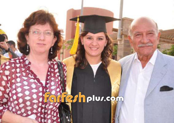  صور: رغم اختلاف الدين والسن.. ثنائيات النجوم التي أثارت الحسد بنجاحها صورة رقم 1