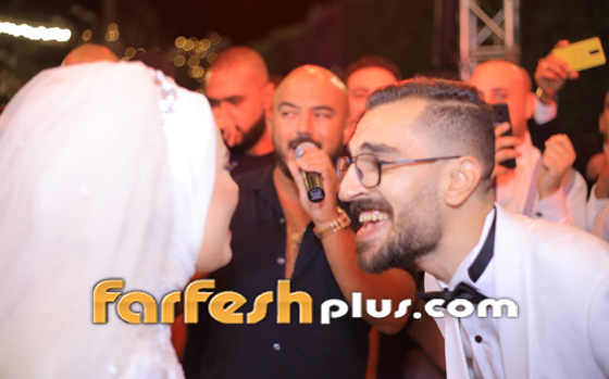  فيديو وصور: نجوم يفاجأون معجبيهم ويسعدوهم في حفلات زفافهم صورة رقم 6