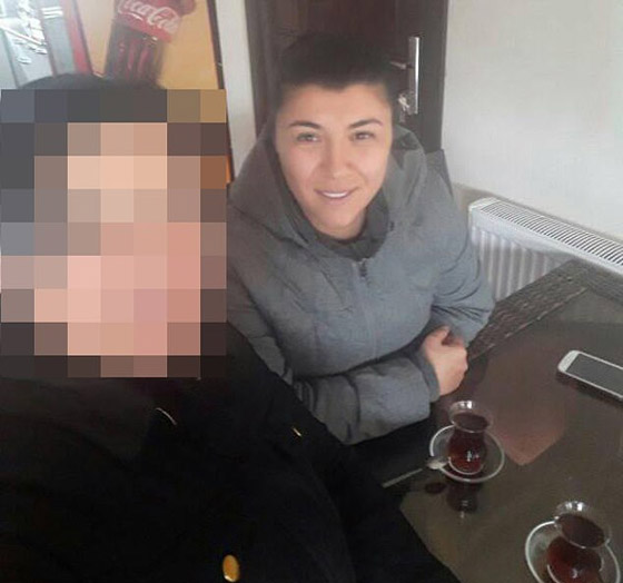 قتل طليقته طعنا بالسكين أمام طفلتهما.. ويبرر فعلته صورة رقم 3