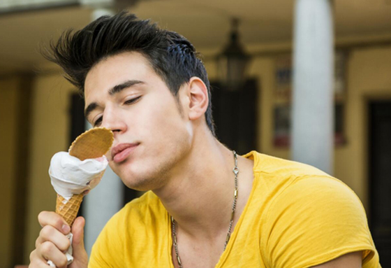 إذا كنت من مواليد أحد هذه الأبراج.. هذه نكهة الآيس كريم الأقرب لشخصيتك! صورة رقم 14