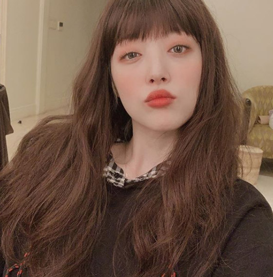 انتحار النجمة الكورية سولي (25 عاما) بسبب التنمر.. ووفاتها يسبب ضجة! صورة رقم 7