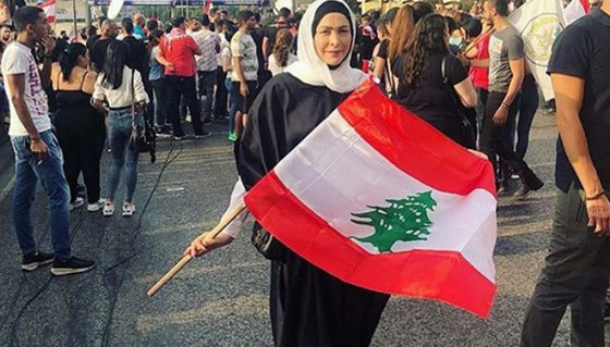 نجوم لبنان يشاركون في المظاهرات الشعبية.. فيديو صورة رقم 1