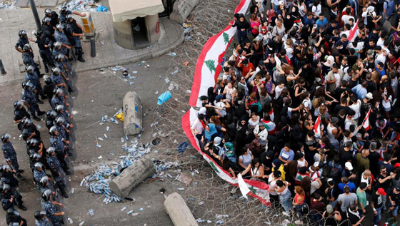 نجوم لبنان يشاركون في المظاهرات الشعبية.. فيديو صورة رقم 8
