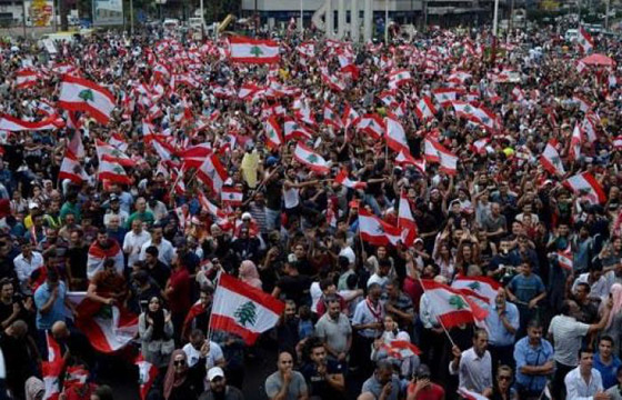في اليوم الـ45 للاحتجاجات.. التظاهرات مستمرة في لبنان صورة رقم 16