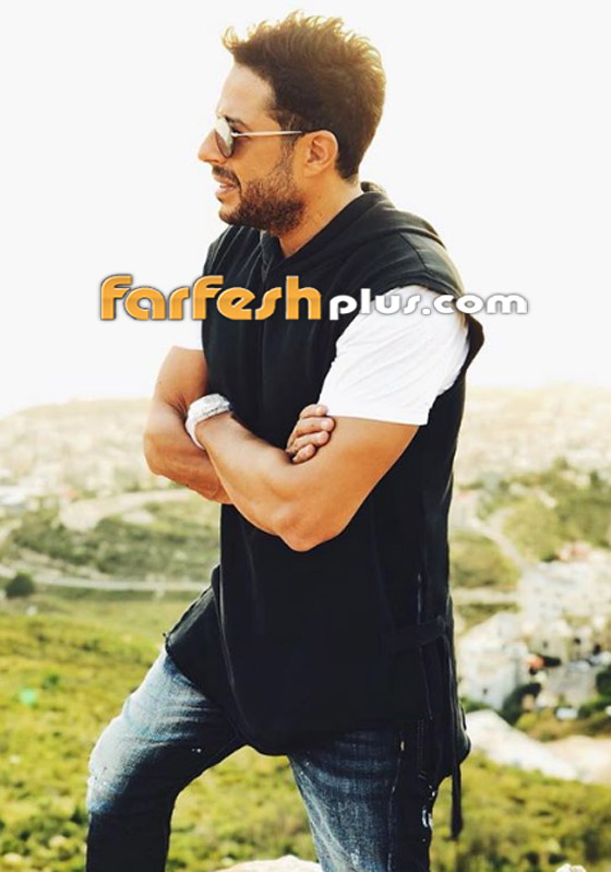 فيديو: بكاء محمد حماقي على المسرح بسبب صورة والده الراحل! صورة رقم 27