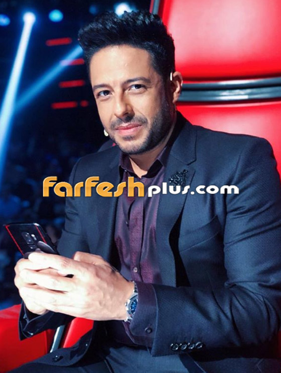 فيديو: بكاء محمد حماقي على المسرح بسبب صورة والده الراحل! صورة رقم 28