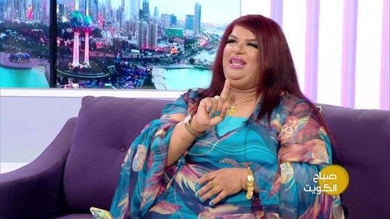 شاهدوا.. مُذيعة تدافعُ عن الفنانة الكويتيّة سعاد سلمان بوصفها بـ”دُبّة”! صورة رقم 7