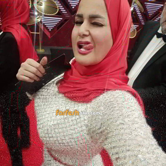 سما المصري تثير الجدل: ” من فوق حجاب ومن تحت ورايا يا يا شباب” صورة رقم 4