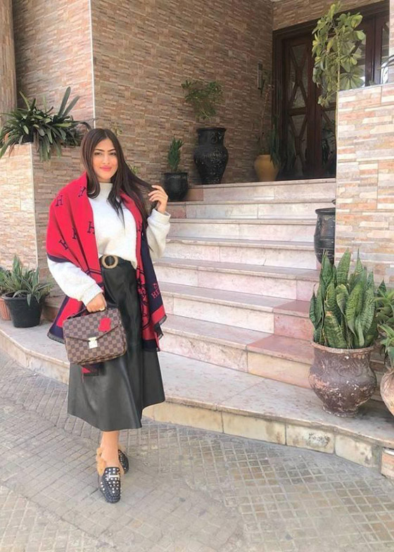 نجمة طيور الجنة “أمينة كرم” تتخلى عن حجابها.. شاهدوا كيف أصبحت الآن صورة رقم 4