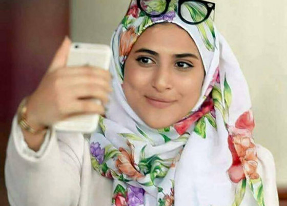 نجمة طيور الجنة “أمينة كرم” تتخلى عن حجابها.. شاهدوا كيف أصبحت الآن صورة رقم 18