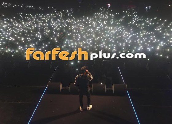 فيديو: بكاء محمد حماقي على المسرح بسبب صورة والده الراحل! صورة رقم 7