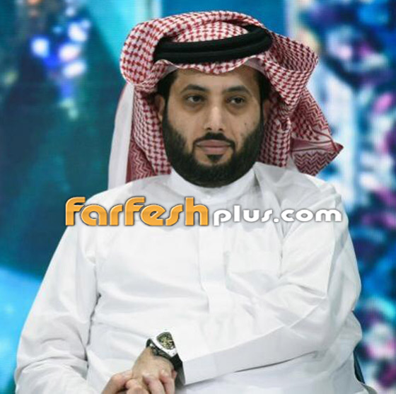 تركي آل الشيخ يحلق شعر رأسه ولحيته.. واللوك الجديد يصدم الجمهور! صورة رقم 2