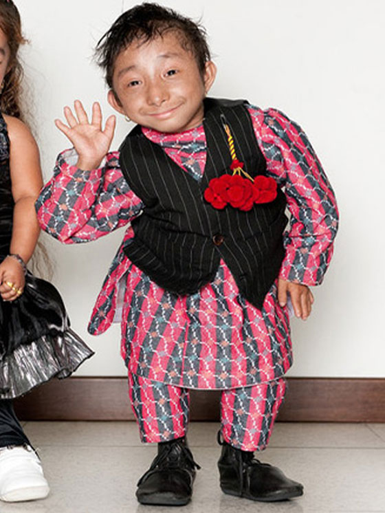 وفاة أقصر رجل في العالم صورة رقم 9 وفاة أقصر رجل في العالم صورة رقم 9