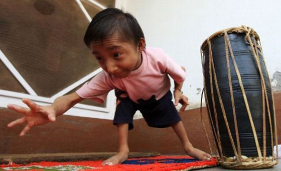 وفاة أقصر رجل في العالم صورة رقم 19 وفاة أقصر رجل في العالم صورة رقم 19