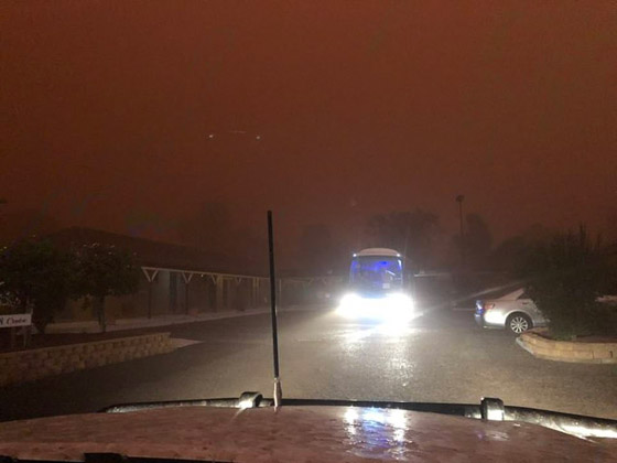 بعد الحرائق والأمطار.. عاصفة ترابية عملاقة تضرب أستراليا! صورة رقم 5 بعد الحرائق والأمطار.. عاصفة ترابية عملاقة تضرب أستراليا! صورة رقم 5