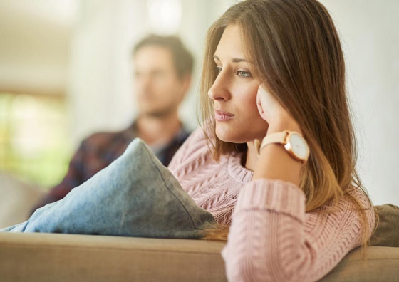 5 أبراج تعجز عن التعبير عن مشاعرها بالكلمات صورة رقم 2