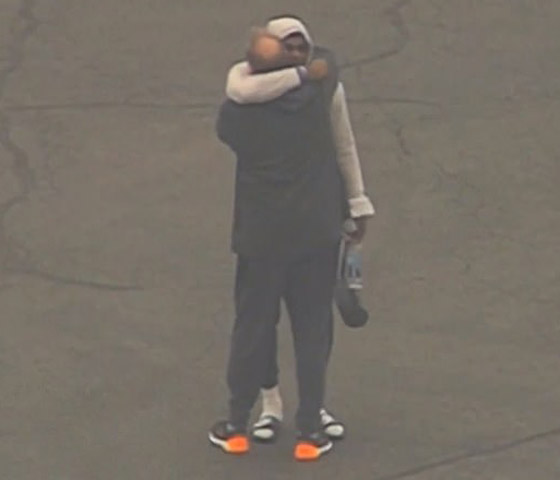 فيديو مؤثر: ليبرون جيمس ينفجر باكيا بعد معرفته بوفاة صديقه كوبي براينت صورة رقم 4