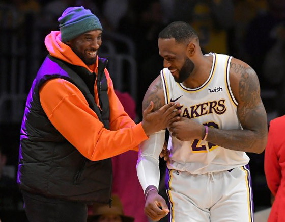 فيديو مؤثر: ليبرون جيمس ينفجر باكيا بعد معرفته بوفاة صديقه كوبي براينت صورة رقم 22