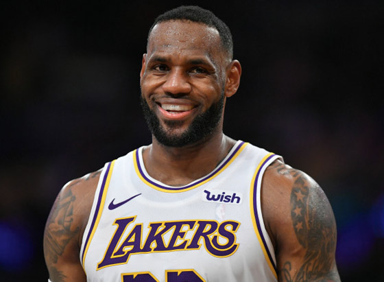 فيديو مؤثر: ليبرون جيمس ينفجر باكيا بعد معرفته بوفاة صديقه كوبي براينت صورة رقم 33