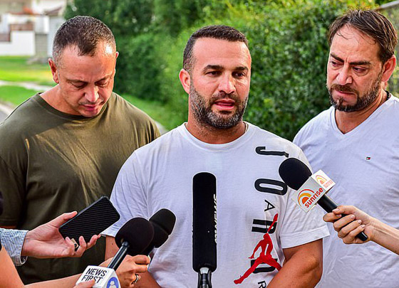 فاجعة أستراليا.. الأم الثكلى تسامح داهس أطفالها الثلاثة صورة رقم 12