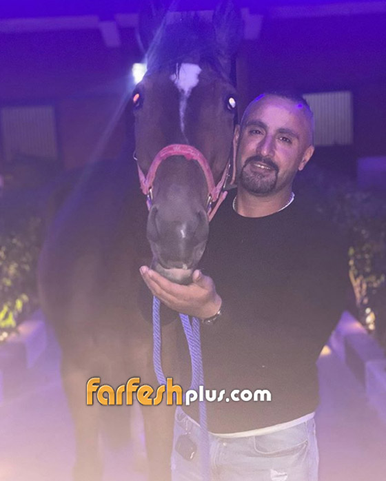 فيديو أحمد السقا يستعرض مهاراته في ركوب الخيل صورة رقم 2