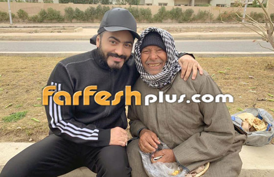 كيف احتفل تامر حسني بالفالنتاين؟ نزل للشارع ليعمل خير مع غريب! صورة رقم 4