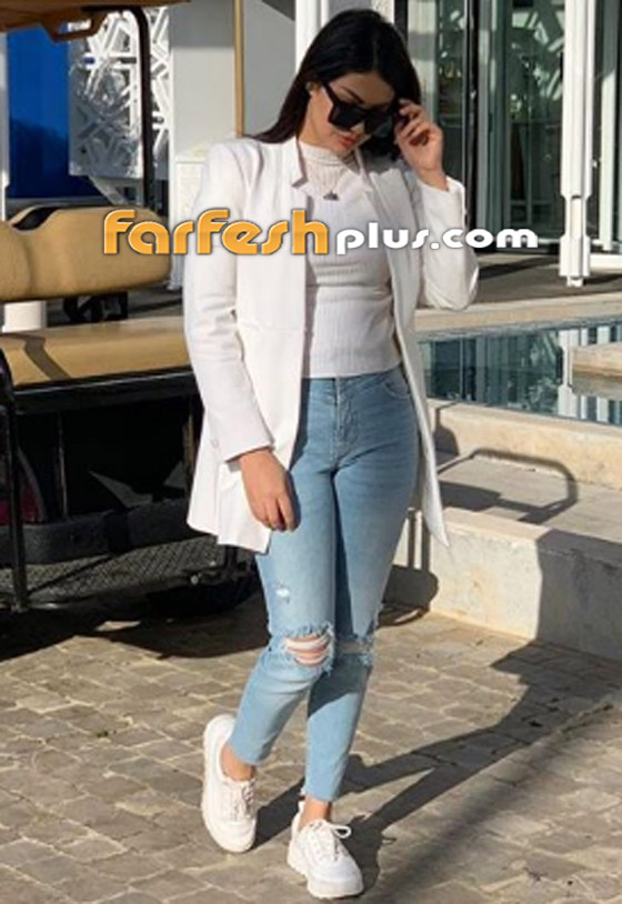 صور الفنانة المغربية إبتسام تسكت مع شقيقها الأصغر صورة رقم 7