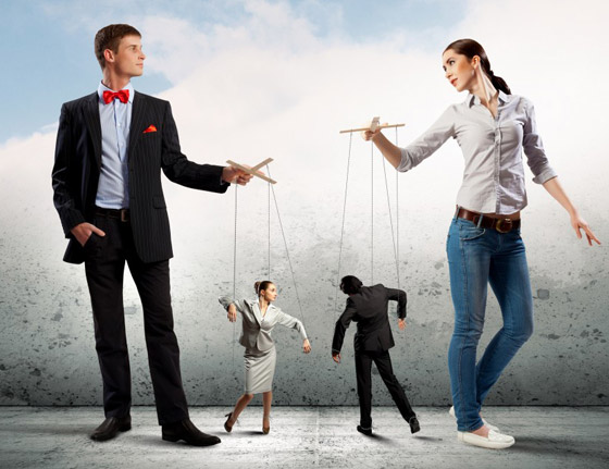 6 أبراج أنانية تحب السيطرة على الشريك.. هل تنتمي لها؟ صورة رقم 1 6 أبراج أنانية تحب السيطرة على الشريك.. هل تنتمي لها؟ صورة رقم 1