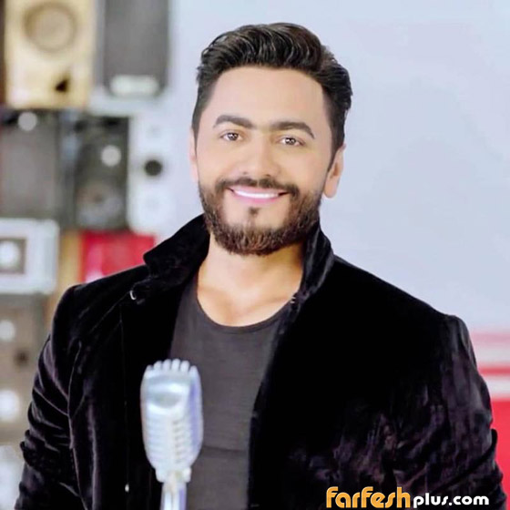 تامر حسني ينتقد 
