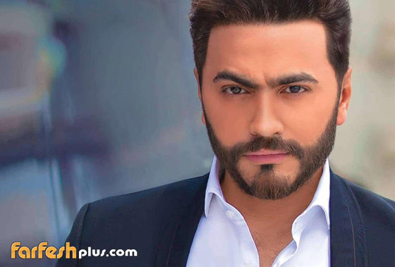 تامر حسني ينتقد 