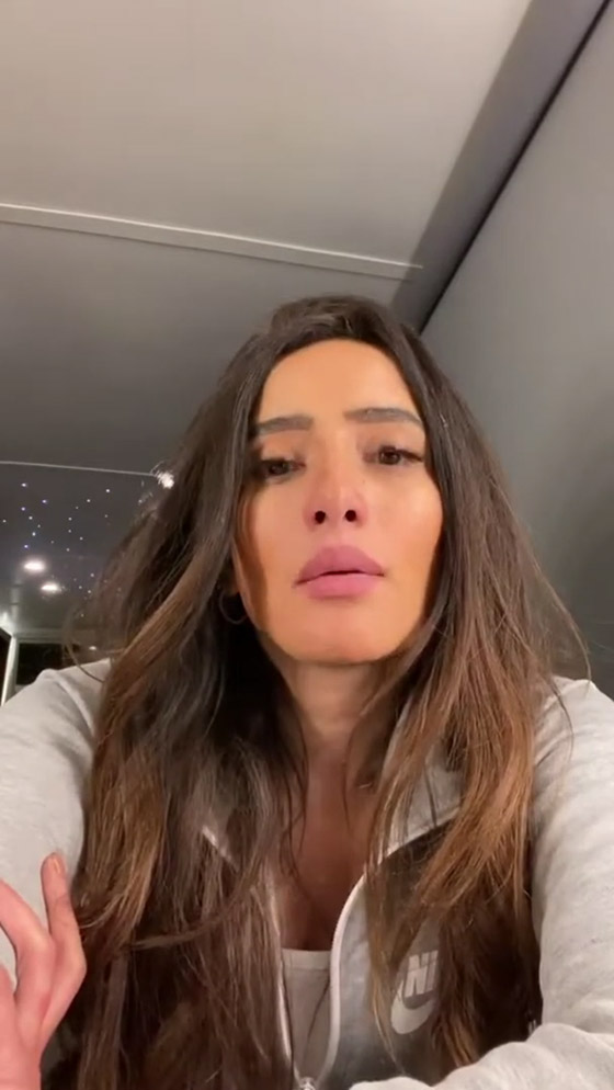 فيديو: زينة تعتذر من جمهورها بعد استهانتها بفيروس كورونا: كنت مرعوبة وأسأت التصرف صورة رقم 5