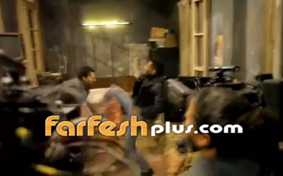 فيديو محمد رمضان يتخانق ويكسر كاميرا المصوّر أثناء تصوير مسلسل البرنس صورة رقم 4