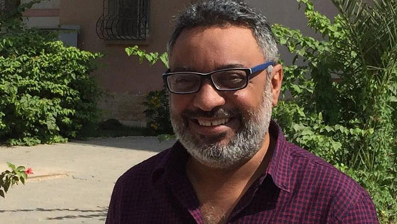 مؤلف مصري شهير يهاجم عمرو دياب : ” تجربة فقيرة وامتداد لذوق عام راكد “ صورة رقم 2