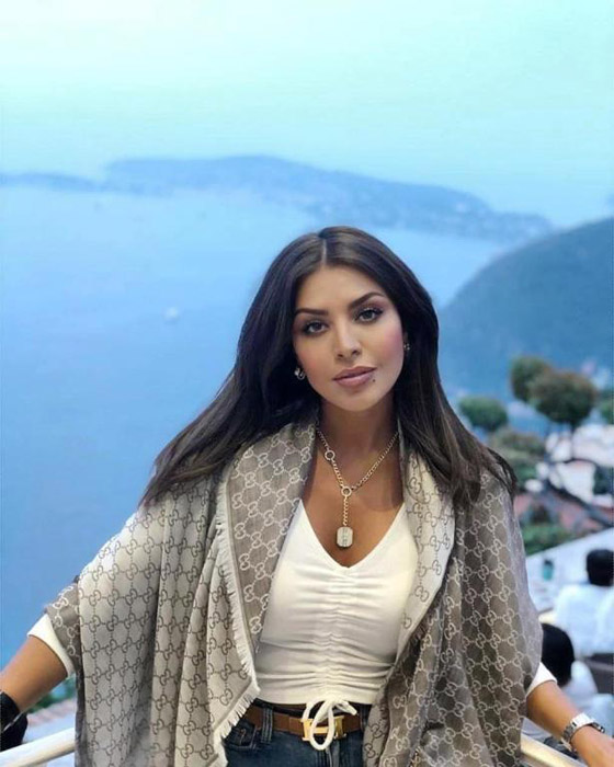 أمل بوشوشة تكشف للمرة الأولى عن وجه ابنتها 
