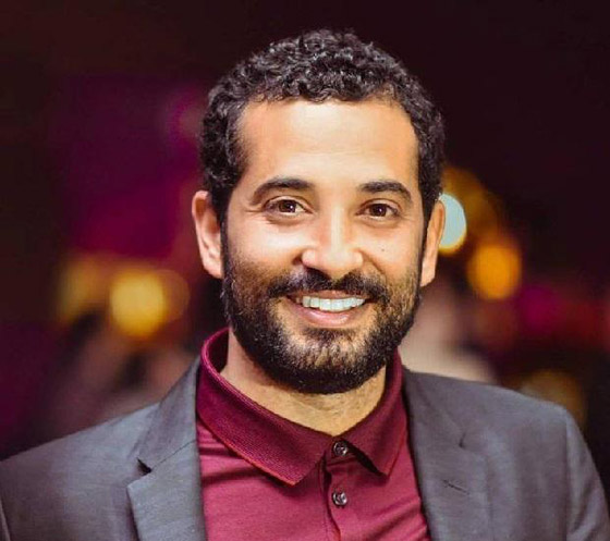 فنان مصري يفتح مقابر عائلته لدفن ضحايا كورونا صورة رقم 2